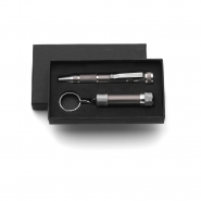 Zestaw w pude�ku: �rubokr�t z 8 wymiennymi ko�c�wkami i latarka kieszonkowa 3 LED, brelok (V5091-19)